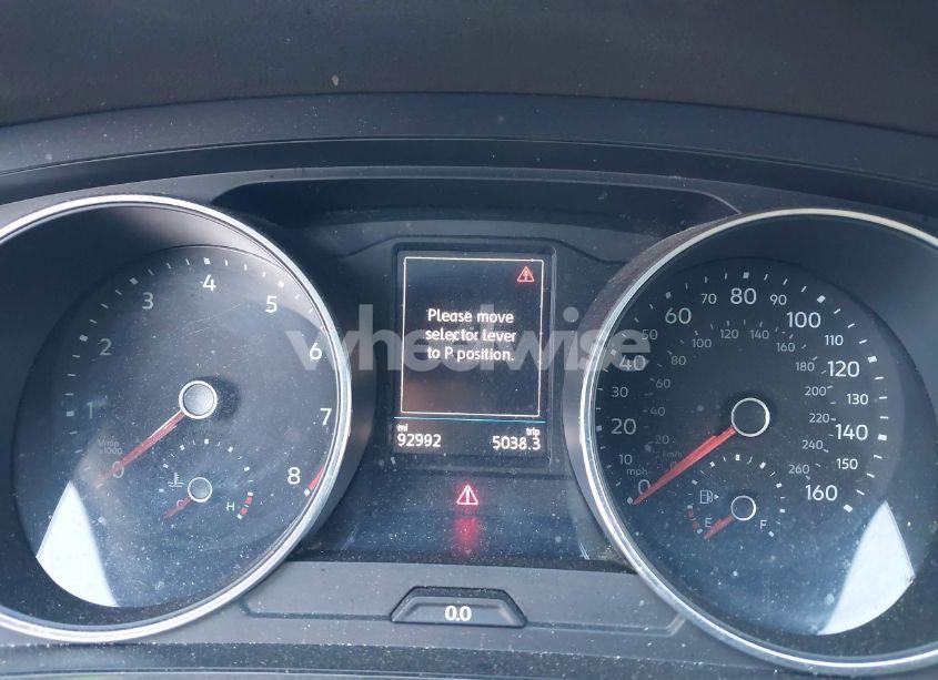 Photo 7 of 2019 Volkswagen Tiguan 2.0T SE/2.0T SEL/2.0T SEL R-LINE/2.0T SEL R-LINE BLACK (VIN 3VV2B7AX3KM170832)