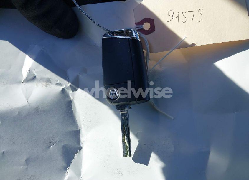 Photo 10 of 2020 Volkswagen Tiguan 2.0T SE/2.0T SE R-LINE BLACK/2.0T SEL (VIN 3VV2B7AX3LM151148)