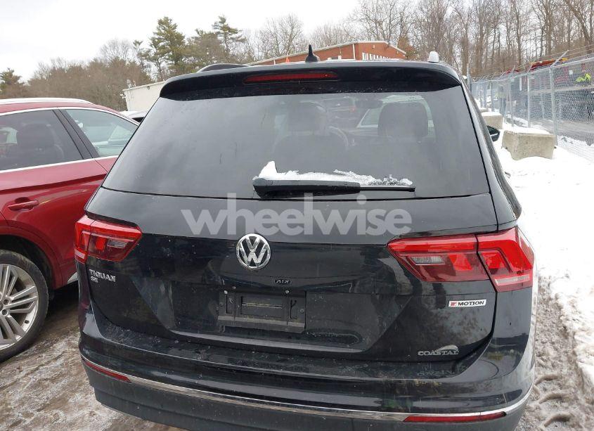 Photo 16 of 2020 Volkswagen Tiguan 2.0T SE/2.0T SE R-LINE BLACK/2.0T SEL (VIN 3VV2B7AX3LM181279)