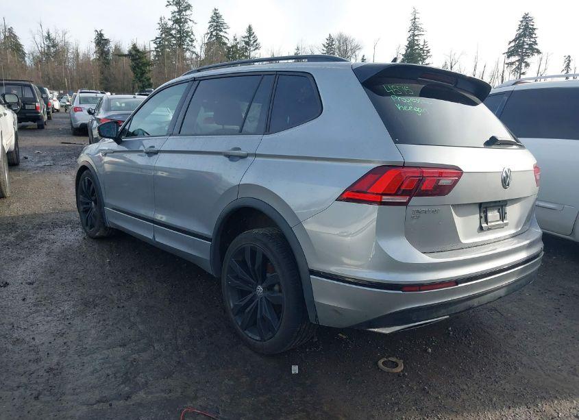 Photo 3 of 2021 Volkswagen Tiguan 2.0T SE/2.0T SE R-LINE BLACK/2.0T SEL (VIN 3VV2B7AX3MM112271)