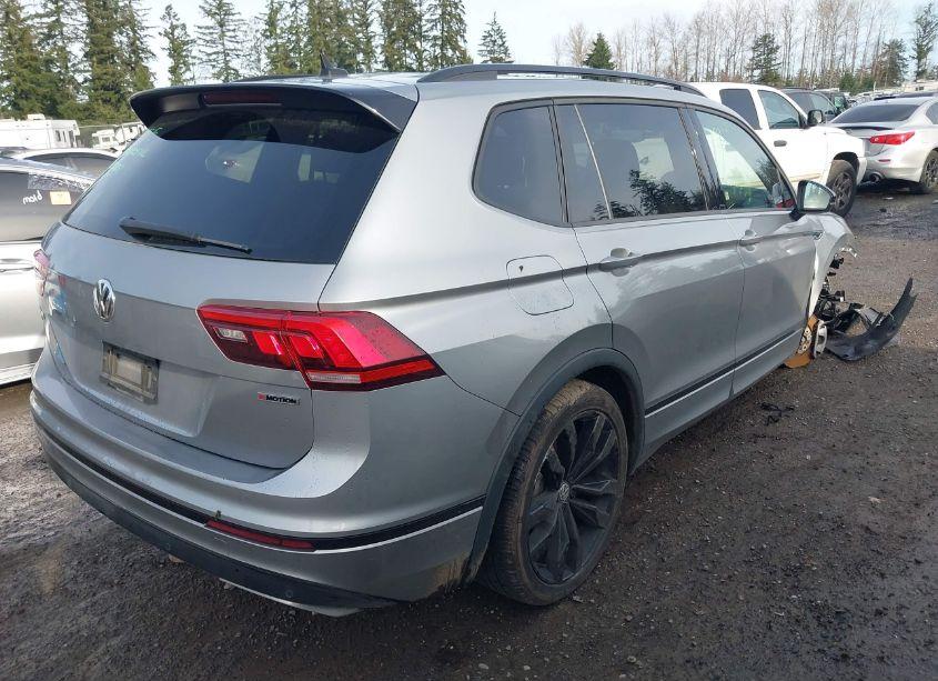 Photo 4 of 2021 Volkswagen Tiguan 2.0T SE/2.0T SE R-LINE BLACK/2.0T SEL (VIN 3VV2B7AX3MM112271)