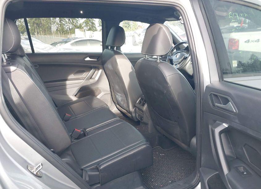 Photo 8 of 2021 Volkswagen Tiguan 2.0T SE/2.0T SE R-LINE BLACK/2.0T SEL (VIN 3VV2B7AX3MM112271)