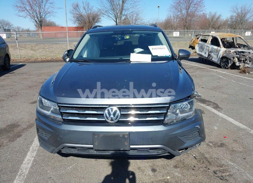 Photo 13 of 2021 Volkswagen Tiguan (VIN 3VV2B7AX3MM116529)