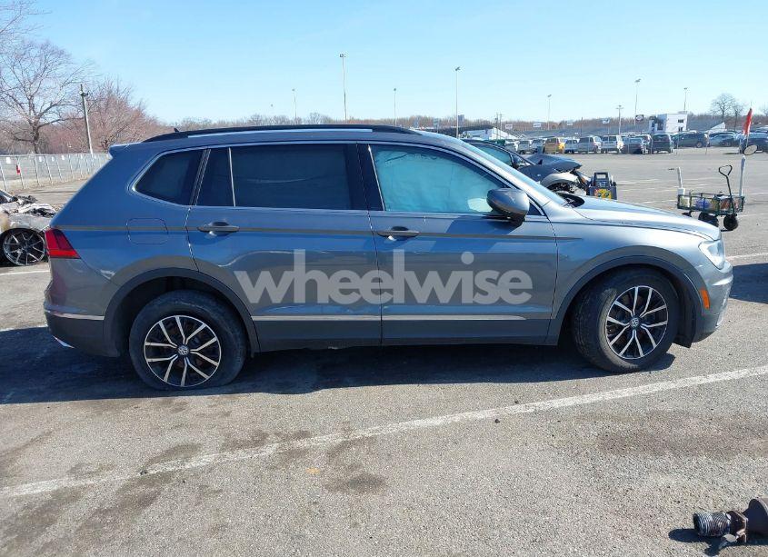 Photo 14 of 2021 Volkswagen Tiguan (VIN 3VV2B7AX3MM116529)