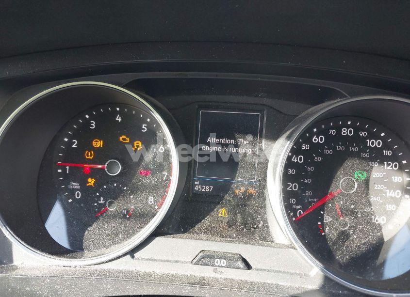 Photo 7 of 2021 Volkswagen Tiguan (VIN 3VV2B7AX3MM116529)