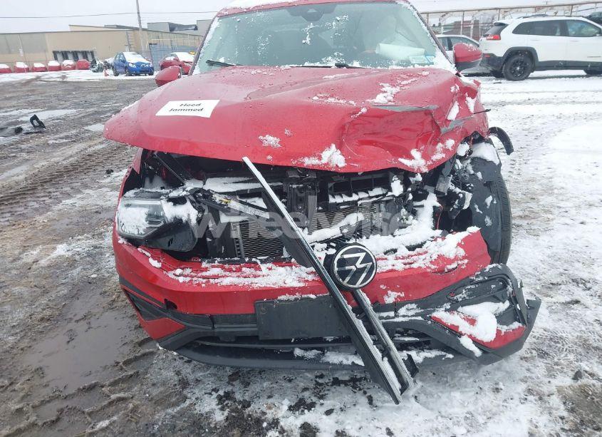 Photo 11 of 2022 Volkswagen Tiguan 2.0T SE (VIN 3VV2B7AX3NM130870)