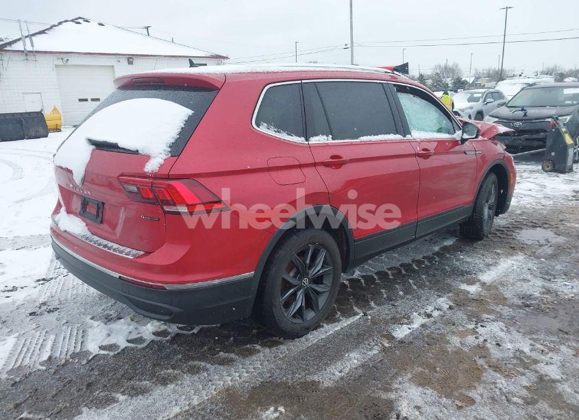 Photo 4 of 2022 Volkswagen Tiguan 2.0T SE (VIN 3VV2B7AX3NM130870)