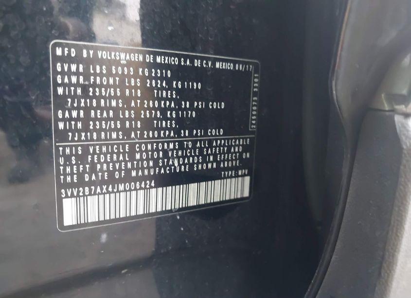 Photo 9 of 2018 Volkswagen Tiguan 2.0T SE/2.0T SEL (VIN 3VV2B7AX4JM006424)