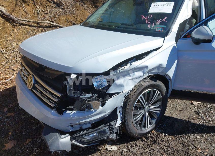 Photo 12 of 2019 Volkswagen Tiguan 2.0T SE/2.0T SEL/2.0T SEL R-LINE/2.0T SEL R-LINE BLACK (VIN 3VV2B7AX4KM006215)