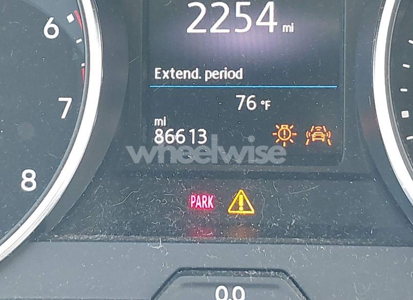 Photo 15 of 2019 Volkswagen Tiguan 2.0T SE/2.0T SEL/2.0T SEL R-LINE/2.0T SEL R-LINE BLACK (VIN 3VV2B7AX4KM010071)