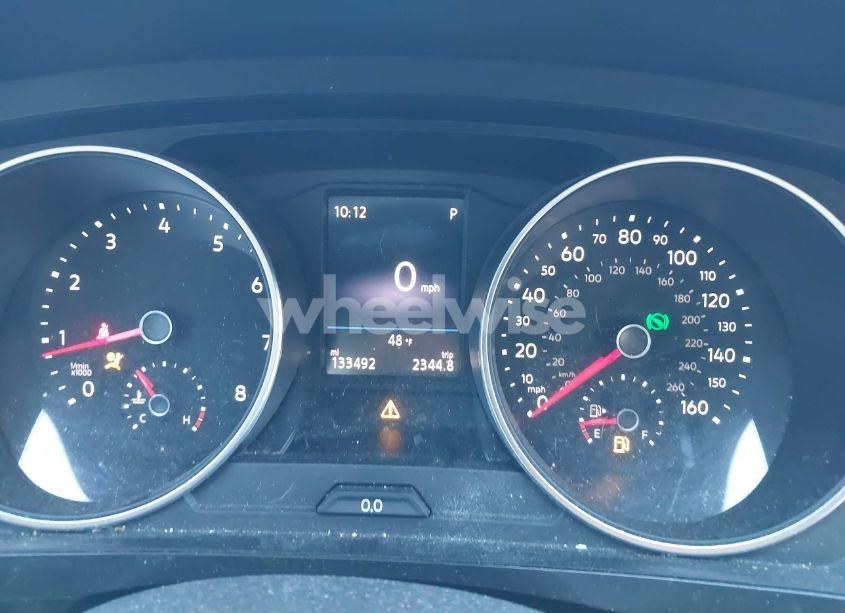 Photo 7 of 2019 Volkswagen Tiguan 2.0T SE/2.0T SEL/2.0T SEL R-LINE/2.0T SEL R-LINE BLACK (VIN 3VV2B7AX4KM013634)