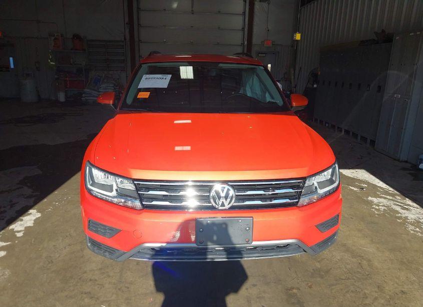 Photo 12 of 2019 Volkswagen Tiguan 2.0T SE/2.0T SEL/2.0T SEL R-LINE/2.0T SEL R-LINE BLACK (VIN 3VV2B7AX4KM052112)
