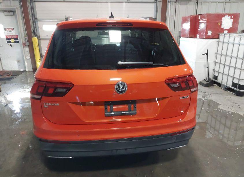 Photo 16 of 2019 Volkswagen Tiguan 2.0T SE/2.0T SEL/2.0T SEL R-LINE/2.0T SEL R-LINE BLACK (VIN 3VV2B7AX4KM052112)