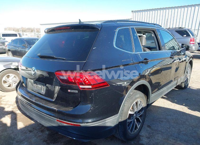 Photo 4 of 2019 Volkswagen Tiguan 2.0T SE/2.0T SEL/2.0T SEL R-LINE/2.0T SEL R-LINE BLACK (VIN 3VV2B7AX4KM190944)