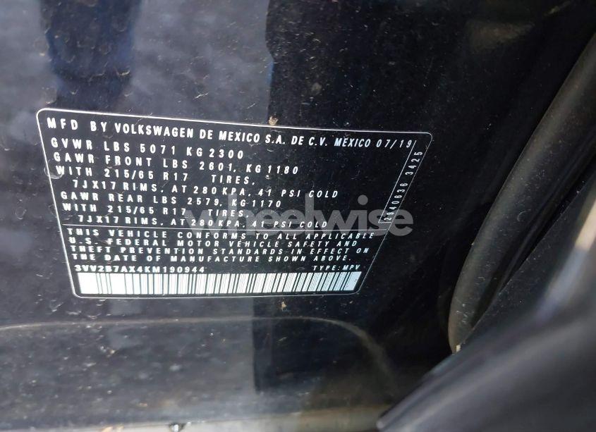 Photo 9 of 2019 Volkswagen Tiguan 2.0T SE/2.0T SEL/2.0T SEL R-LINE/2.0T SEL R-LINE BLACK (VIN 3VV2B7AX4KM190944)