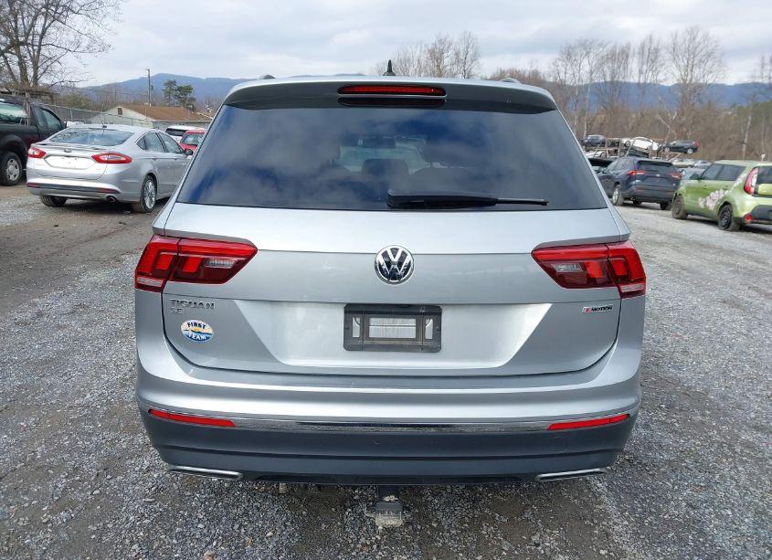 Photo 15 of 2020 Volkswagen Tiguan 2.0T SE/2.0T SE R-LINE BLACK/2.0T SEL (VIN 3VV2B7AX4LM054976)