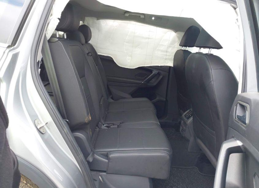 Photo 8 of 2020 Volkswagen Tiguan 2.0T SE/2.0T SE R-LINE BLACK/2.0T SEL (VIN 3VV2B7AX4LM054976)