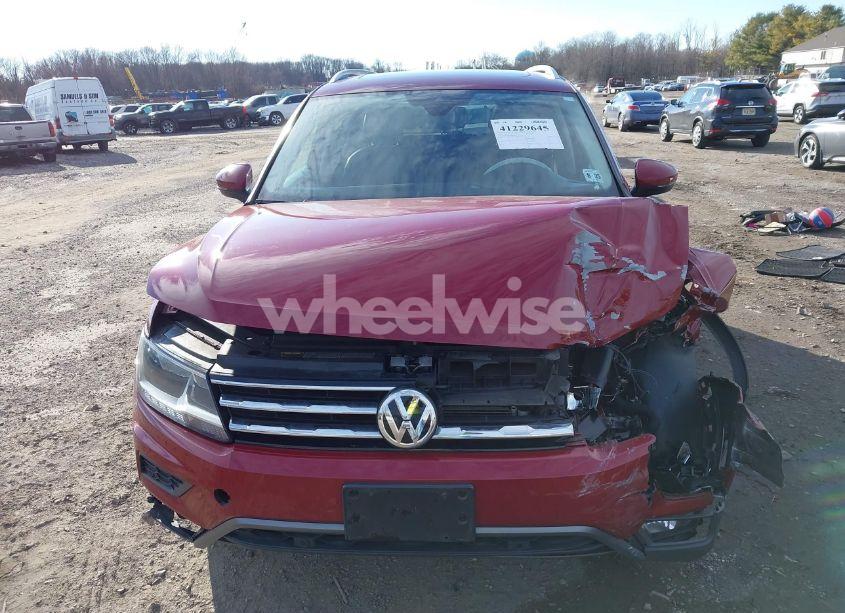 Photo 12 of 2020 Volkswagen Tiguan 2.0T SE/2.0T SE R-LINE BLACK/2.0T SEL (VIN 3VV2B7AX4LM071664)