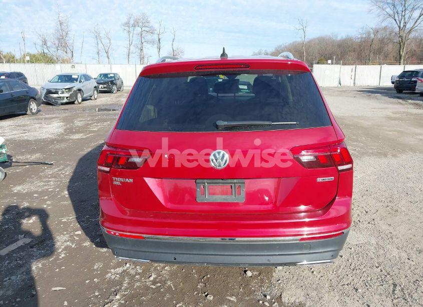 Photo 16 of 2020 Volkswagen Tiguan 2.0T SE/2.0T SE R-LINE BLACK/2.0T SEL (VIN 3VV2B7AX4LM071664)