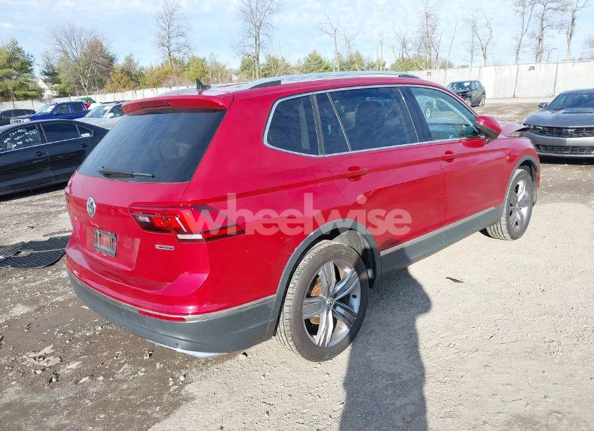 Photo 4 of 2020 Volkswagen Tiguan 2.0T SE/2.0T SE R-LINE BLACK/2.0T SEL (VIN 3VV2B7AX4LM071664)