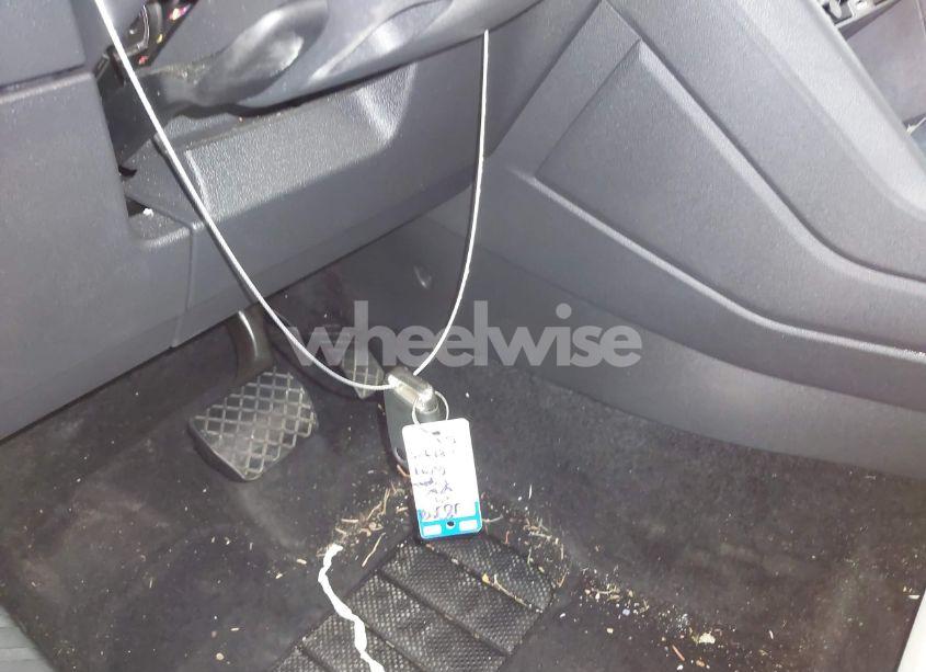 Photo 11 of 2020 Volkswagen Tiguan 2.0T SE/2.0T SE R-LINE BLACK/2.0T SEL (VIN 3VV2B7AX4LM081515)