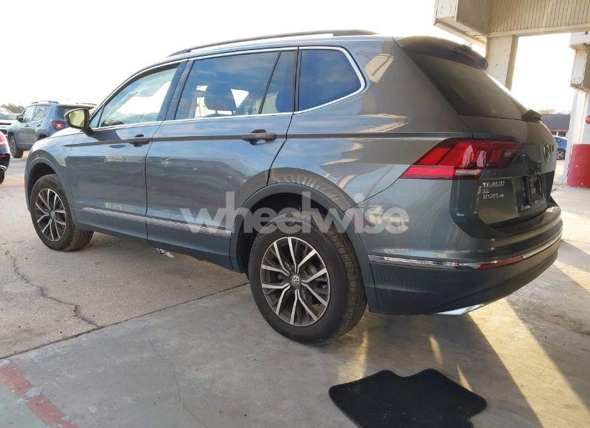 Photo 14 of 2020 Volkswagen Tiguan 2.0T SE/2.0T SE R-LINE BLACK/2.0T SEL (VIN 3VV2B7AX4LM081515)