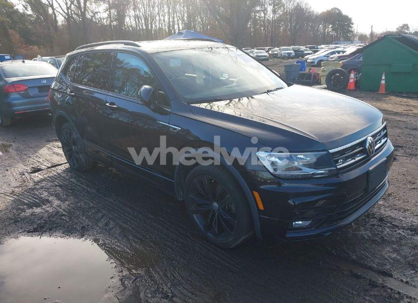 2020 Volkswagen Tiguan 2.0T SE/2.0T SE R-LINE BLACK/2.0T SEL (VIN 3VV2B7AX4LM086536) main photo