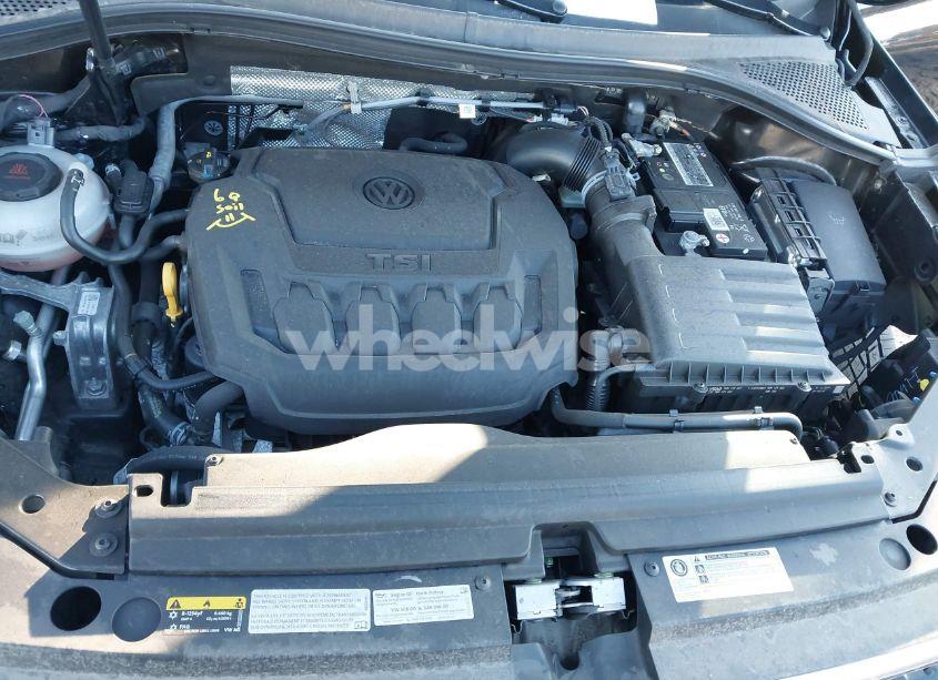 Photo 10 of 2020 Volkswagen Tiguan 2.0T SE/2.0T SE R-LINE BLACK/2.0T SEL (VIN 3VV2B7AX4LM086536)