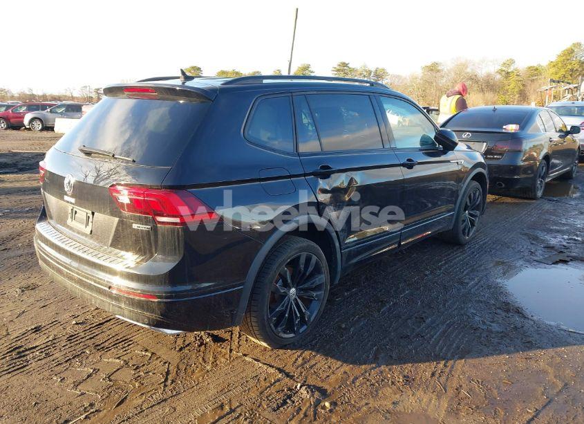 Photo 4 of 2020 Volkswagen Tiguan 2.0T SE/2.0T SE R-LINE BLACK/2.0T SEL (VIN 3VV2B7AX4LM086536)