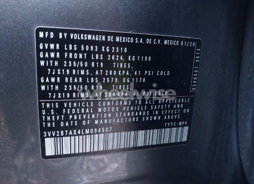 Photo 9 of 2020 Volkswagen Tiguan 2.0T SE/2.0T SE R-LINE BLACK/2.0T SEL (VIN 3VV2B7AX4LM094507)