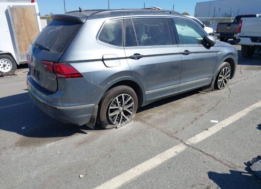 Photo 4 of 2021 Volkswagen Tiguan 2.0T SE/2.0T SE R-LINE BLACK/2.0T SEL (VIN 3VV2B7AX4MM010347)