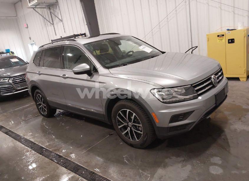 2021 Volkswagen Tiguan 2.0T SE/2.0T SE R-LINE BLACK/2.0T SEL (VIN 3VV2B7AX4MM110478) main photo