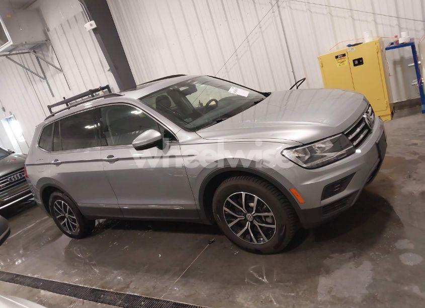 Photo 13 of 2021 Volkswagen Tiguan 2.0T SE/2.0T SE R-LINE BLACK/2.0T SEL (VIN 3VV2B7AX4MM110478)