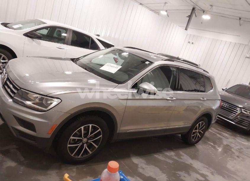 Photo 14 of 2021 Volkswagen Tiguan 2.0T SE/2.0T SE R-LINE BLACK/2.0T SEL (VIN 3VV2B7AX4MM110478)