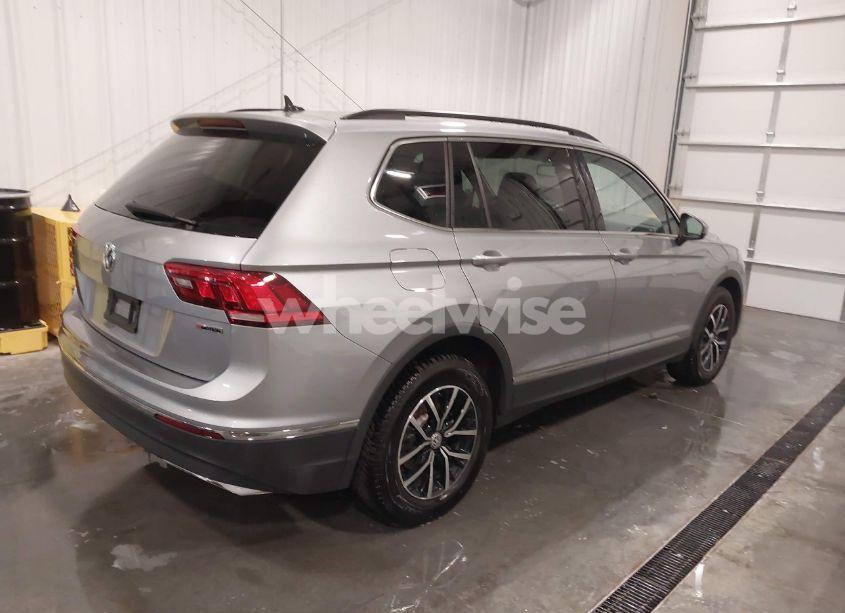 Photo 4 of 2021 Volkswagen Tiguan 2.0T SE/2.0T SE R-LINE BLACK/2.0T SEL (VIN 3VV2B7AX4MM110478)