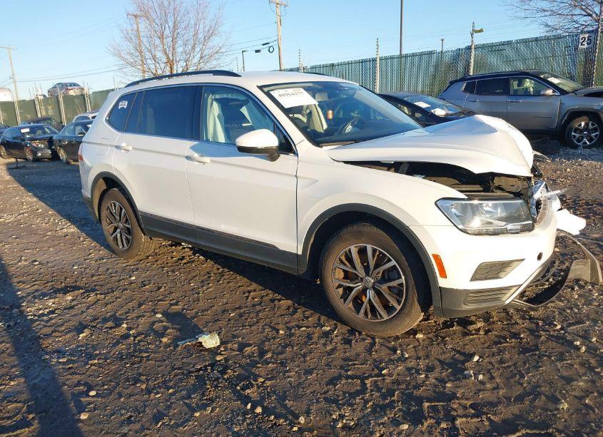 2021 Volkswagen Tiguan 2.0T SE/2.0T SE R-LINE BLACK/2.0T SEL (VIN 3VV2B7AX4MM112554) main photo