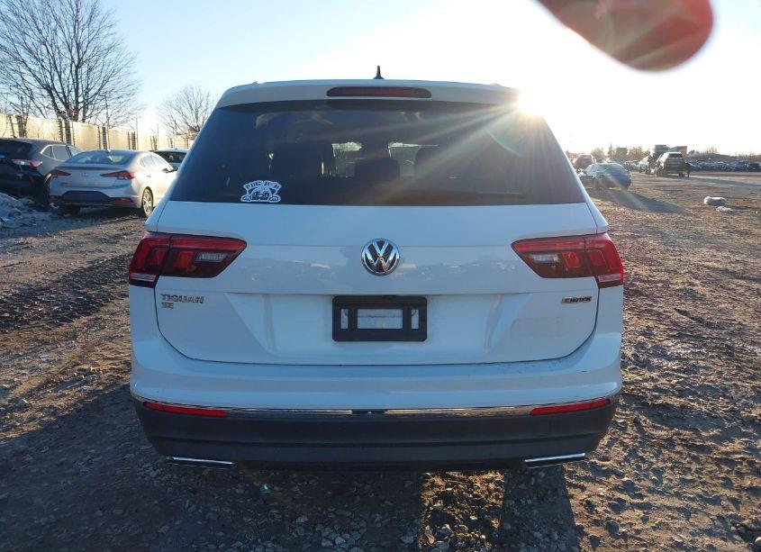 Photo 15 of 2021 Volkswagen Tiguan 2.0T SE/2.0T SE R-LINE BLACK/2.0T SEL (VIN 3VV2B7AX4MM112554)