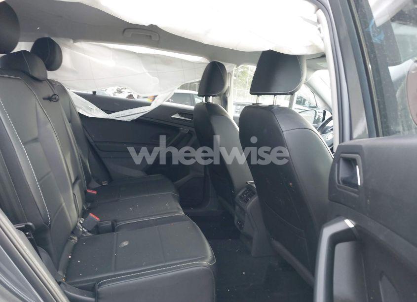 Photo 8 of 2021 Volkswagen Tiguan 2.0T SE/2.0T SE R-LINE BLACK/2.0T SEL (VIN 3VV2B7AX4MM116135)