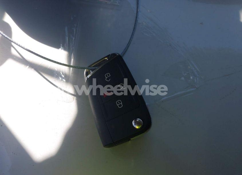 Photo 11 of 2021 Volkswagen Tiguan 2.0T SE/2.0T SE R-LINE BLACK/2.0T SEL (VIN 3VV2B7AX4MM121545)