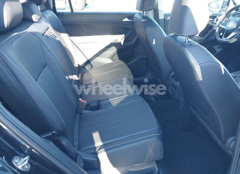 Photo 8 of 2022 Volkswagen Tiguan 2.0T SE (VIN 3VV2B7AX4NM036657)