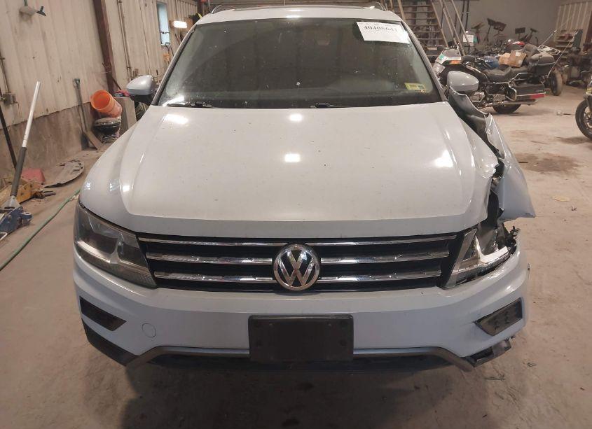 Photo 13 of 2018 Volkswagen Tiguan 2.0T SE/2.0T SEL (VIN 3VV2B7AX5JM115345)