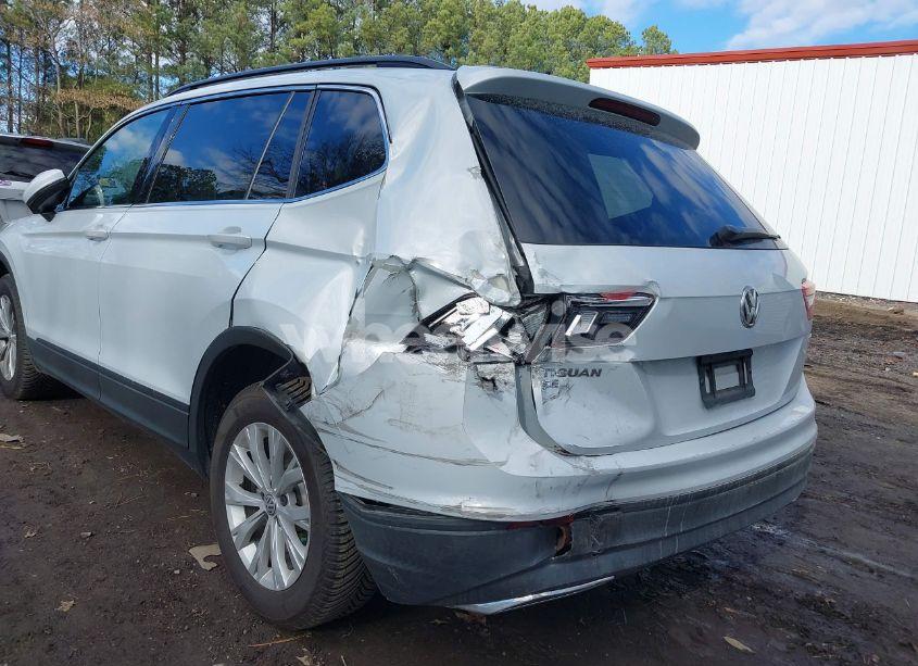 Photo 6 of 2019 Volkswagen Tiguan 2.0T SE/2.0T SEL/2.0T SEL R-LINE/2.0T SEL R-LINE BLACK (VIN 3VV2B7AX5KM037165)