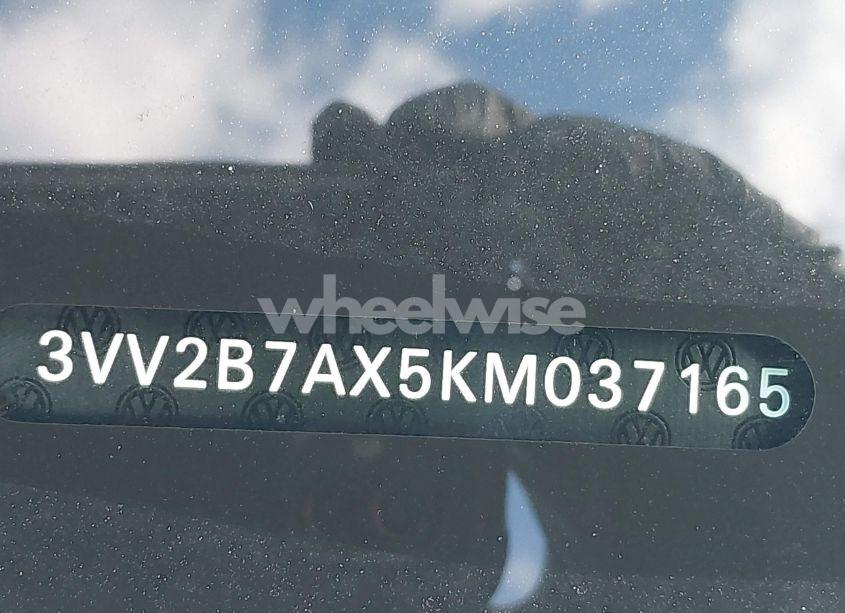 Photo 9 of 2019 Volkswagen Tiguan 2.0T SE/2.0T SEL/2.0T SEL R-LINE/2.0T SEL R-LINE BLACK (VIN 3VV2B7AX5KM037165)