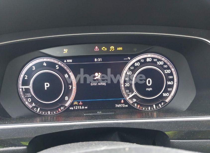 Photo 7 of 2019 Volkswagen Tiguan 2.0T SE/2.0T SEL/2.0T SEL R-LINE/2.0T SEL R-LINE BLACK (VIN 3VV2B7AX5KM052653)