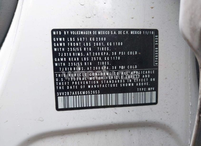 Photo 9 of 2019 Volkswagen Tiguan 2.0T SE/2.0T SEL/2.0T SEL R-LINE/2.0T SEL R-LINE BLACK (VIN 3VV2B7AX5KM052653)