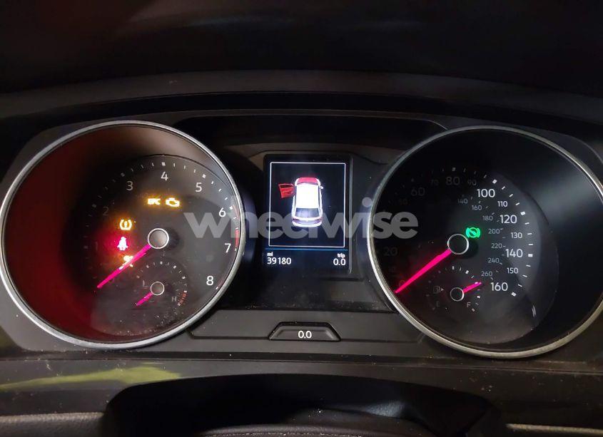 Photo 7 of 2019 Volkswagen Tiguan 2.0T SE/2.0T SEL/2.0T SEL R-LINE/2.0T SEL R-LINE BLACK (VIN 3VV2B7AX5KM184618)