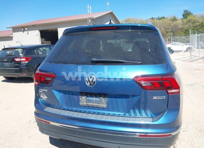 Photo 16 of 2020 Volkswagen Tiguan 2.0T SE/2.0T SE R-LINE BLACK/2.0T SEL (VIN 3VV2B7AX5LM035143)