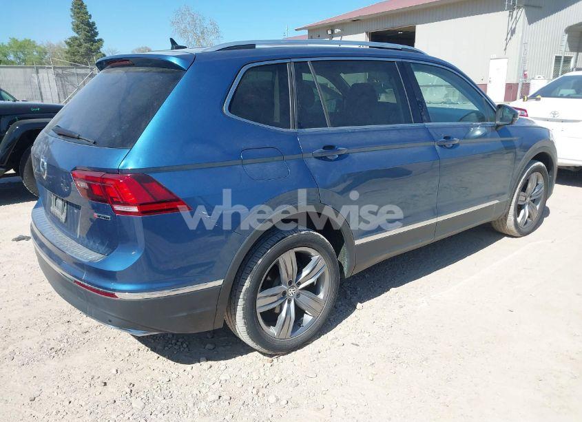Photo 4 of 2020 Volkswagen Tiguan 2.0T SE/2.0T SE R-LINE BLACK/2.0T SEL (VIN 3VV2B7AX5LM035143)