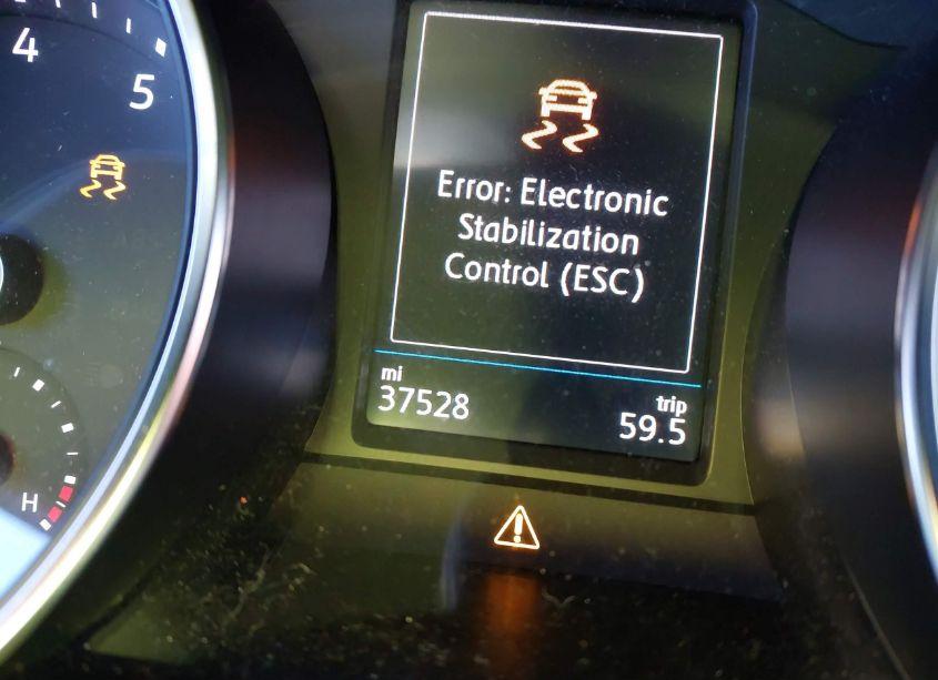 Photo 15 of 2020 Volkswagen Tiguan 2.0T SE/2.0T SE R-LINE BLACK/2.0T SEL (VIN 3VV2B7AX5LM133105)