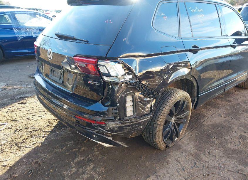 Photo 6 of 2020 Volkswagen Tiguan 2.0T SE/2.0T SE R-LINE BLACK/2.0T SEL (VIN 3VV2B7AX5LM133105)